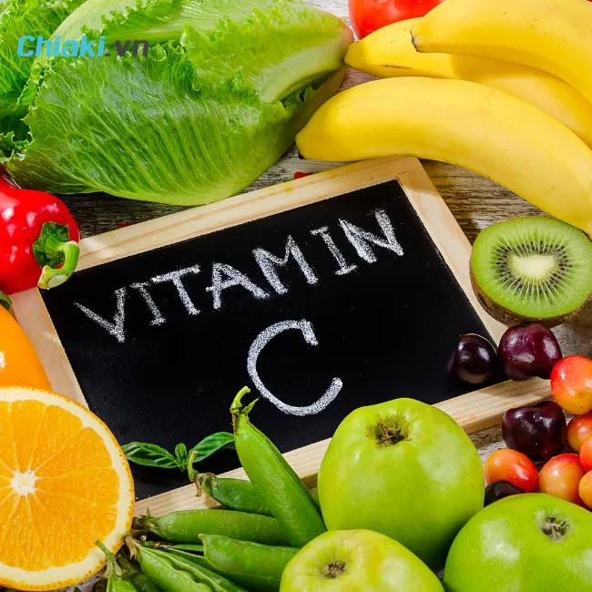 Vitamin C l&agrave; yếu tố bắt buộc trong qu&aacute; tr&igrave;nh tổng hợp Collagen Type 2 cần thiết cho sụn khớp