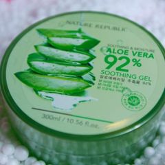 Gel Dưỡng Ẩm Lô Hội Nature Republic 92% Aloe Vera Soothing Gel 300ml - Mát Lành, Phục Hồi, Đa Năng Cho Tất Cả Các Loại Da