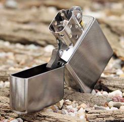 Bật Lửa Zippo 24647 Chrome Xước Vân Cong Chính Hãng - Bật Lửa Cao Cấp Độc Đáo Thời Trang Mỹ