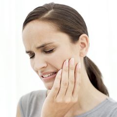 Kem Đánh Răng Splat Chiết Xuất Trà Xanh & Lô Hội - Đảm Bảo Răng Khỏe Mạnh, Hơi Thở Thơm Mát Dành Cho Người Lớn 100ml