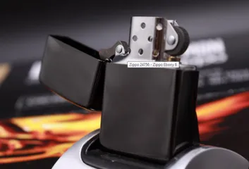 Zippo Ebony 24756 Đen Gỗ Mun - Bật Lửa Cao Cấp Classic với Thiết Kế Đơn Giản, Sang Trọng và Bóng Láng, Hàng Chính Hãng USA