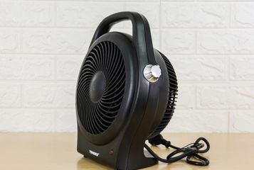 Quạt Sưởi Hai Chiều Tiross TS9441 - Quạt Nóng Lạnh Đa Năng 2000W, Thiết Kế Gọn Nhẹ, Dễ Dàng Di Chuyển, Sưởi Ấm Nhanh Chóng