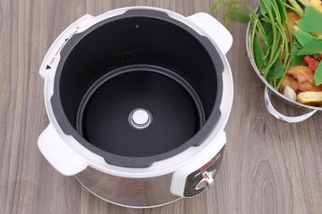 Nồi áp suất điện Supor SPC50YA310VN 5L - Thiết kế sang trọng, 7 chế độ nấu, tiết kiệm thời gian cho gia đình 4-6 người.
