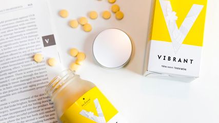 Viên Uống Trắng Da Toàn Thân Sakura Vibrant - Chiết Xuất Yuzu Nhập Khẩu Nhật Bản, Hỗ Trợ Làn Da Sáng Hồng Tự Nhiên 150 Viên