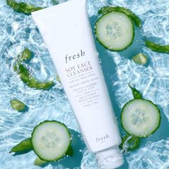 Sữa Rửa Mặt Fresh Soy Face Cleanser 150ml - Dành Cho Mọi Loại Da, Lành Tính, Giúp Làm Sạch, Cấp Ẩm Và Giảm Kích Ứng Da