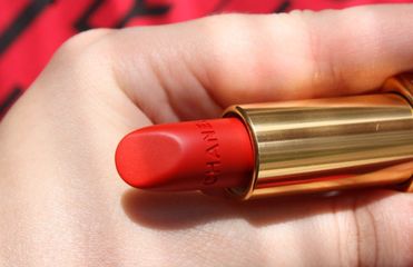Son Chanel 57 Rouge Feu - Son Môi Đỏ Cam Tự Nhiên Cao Cấp, Thiết Kế Sang Trọng, Dưỡng Ẩm Mềm Mại, Phong Cách Hi-End