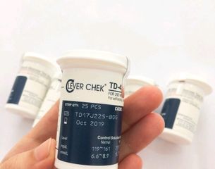 Que Thử Tiểu Đường Clever Chek TD-4230 - Bộ 25 Que Thử Đo Đường Huyết Chính Xác, Tiện Lợi Tại Nhà