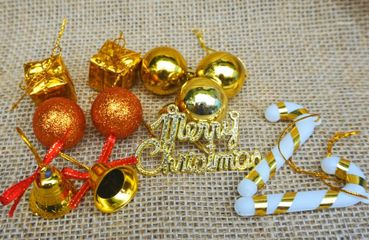 Set Phụ Kiện Trang Trí Giáng Sinh - Combo 12 Món Đồ Trang Trí Cây Thông Noel - Quả Châu, Nơ, Đồ Trang Trí Nhà Cửa