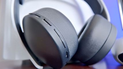 Tai nghe không dây PS5 Sony Pulse 3D - Headset chơi game, âm thanh vòm, micro chống ồn, sạc USB Type-C, tương thích PS4/PC/Mac