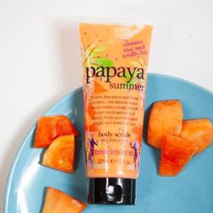 Tẩy Tế Bào Chết Toàn Thân Treaclemoon Body Scrub - Dưỡng Ẩm Da Mịn Màng, Hương Dừa Tự Nhiên, 225ml