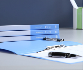File A4 Deli 5309 - Bìa đựng tài liệu 2 kẹp ngang & dọc, Chất liệu nhựa PP bền đẹp, Màu xanh da trời tươi mát, Lưu trữ an toàn tài liệu
