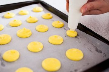 Giấy Nến Đồng Tâm Chống Dính 45cmx75m - Giấy Nướng Chịu Nhiệt 250°C, Lót Khay Làm Bánh, Dụng Cụ Bếp Thông Minh