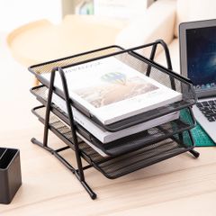 Khay đựng tài liệu 3 tầng Deli E9181 - Chất liệu thép lưới bền đẹp, thiết kế thông thoáng, dễ dàng lắp ráp, tiện lợi cho văn phòng phẩm.