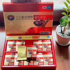 Sâm lát tẩm mật ong SAMJIN 200gram - Hồng sâm 6 năm tuổi, dưỡng sức khỏe, trẻ hóa làn da, ngăn mệt mỏi và stress.