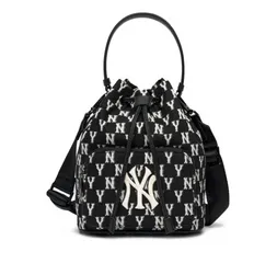 Túi MLB Monogram Jacquard Bucket Bag New York Yankees 3ABMS012N-50BKS