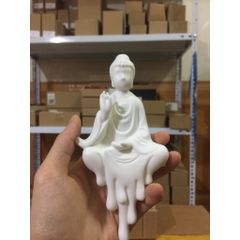 Tượng Phật A Di Đà Ban Phước Gốm Tử Sa Màu Trắng - Vật Phẩm Phong Thủy Mang Ý Nghĩa Bình An Và Phước Lành
