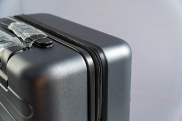 Vali Du Lịch Xiaomi 90 Point - Polycarbonate Bền Bỉ, Chống Va Đập, 4 Bánh Xoay 360 Độ - Lựa Chọn Tối Ưu Cho Mọi Chuyến Đi
