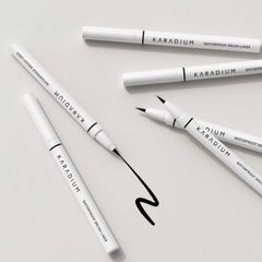 Bút Kẻ Mắt Nước Karadium Waterproof Brush Liner Black - Đen Sắc Nét, Chống Nước, Dễ Dàng Thao Tác Trang Điểm Hằng Ngày