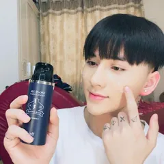Kem Dưỡng Da Cho Nam Grinif All In One 4 Gentleman - Cải Thiện Da Sạm Màu, Cung Cấp Độ Ẩm, Trẻ Hóa Da 120ml