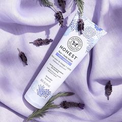 Lotion Dưỡng Ẩm Honest Lavender Cho Trẻ Nhỏ & Mẹ Bầu - Kem Dưỡng Da Từ Thiên Nhiên Giúp Da Mềm Mại, Không Chứa Hóa Chất Nhân Tạo