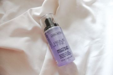Xịt Khóa Nền Catrice Long Lasting Prime & Fine - Dưỡng Ẩm, Giữ Lớp Trang Điểm Bền Màu, Phun Sương Nhẹ Nhàng Cho Da Khỏe Mạnh