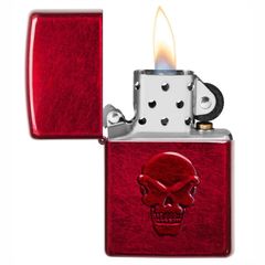 Bật Lửa Zippo 21186 Doom - Đầu Sọ Dập Nổi Trên Nền Candy Apple Red - Quà Tặng Độc Đáo Cho Người Sử Dụng