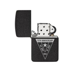 Bật lửa Zippo 49264 VE/VJ Kỷ niệm 75 năm Thế chiến II - Collectible Limited Edition 1941 chất liệu thép, số lượng chỉ 40.000 chiếc toàn cầu