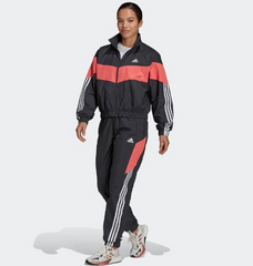 Bộ thể thao nữ Adidas Sportswear Game Time Tracksuit Carbon H67028 phối màu