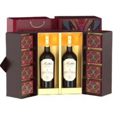 Hộp quà Tết cao cấp The Wine Box 11 gồm 10 sản phẩm