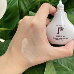 Kem Nền Chống Nắng Whoo Radiant White Sun BB SPF45/PA+++ - Trang Điểm Tự Nhiên, Che Khuyết Điểm, Bảo Vệ Da Mặt