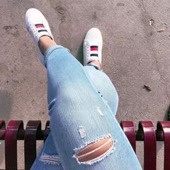 Giày Nữ Tommy Hilfiger Anni Slip-On Sneaker Trắng - Giày Thể Thao Thời Trang, Chất Liệu Da Cao Cấp, Tiện Dụng, Phong Cách Năng Động