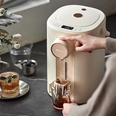 Bình Thủy Điện Bear ZDH-H50E1 5L Giữ Nhiệt Khử Clo - Ấm Siêu Tốc Thiết Kế Pastel Đẹp Mắt Cho Gia Đình