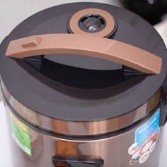 Nồi cơm điện Chefman CM-1212 1.2L - Thiết kế hiện đại màu vàng đồng, dễ sử dụng cho gia đình nhỏ hoặc người độc thân