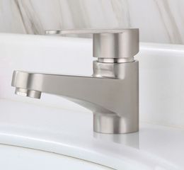 Vòi Lavabo Lạnh Inox 304 Nguyên Khối - Thiết Kế Đơn Giản, Hiện Đại Cho Chậu Rửa Mặt Hobby Home Decor LBL1