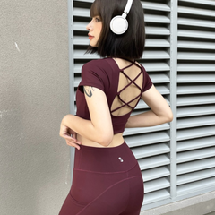 Bộ đồ tập gym yoga S210501-2 áo croptop lưng dây đan chéo + legging cạp cao - Thoải mái, thời trang cho nữ giới luyện tập