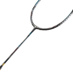 Vợt cầu lông Apacs Commander 80 - Thiết kế nhẹ, độ bền cao, hỗ trợ người chơi công thủ toàn diện, công nghệ Nano Carbon, dễ sử dụng.
