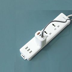 Củ Sạc Nhanh 3 Cổng Remax RP-U55 65W - Sạc Cùng Lúc 3 Thiết Bị, Hỗ Trợ USB-C và USB-A, Phù Hợp Điện Thoại và Laptop