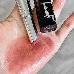 Son Dior Addict Shine Lipstick 527 Atelier - Màu hồng đất - Son dưỡng bóng chất lượng cao, phù hợp mọi tông da, nhẹ nhàng và căng mọng.