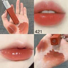 Son kem Dior Addict Lip Tint 421 Natural Beige cam đất - Chất son mỏng nhẹ, bám màu lâu, phong cách tự nhiên, hoàn hảo cho phái đẹp.