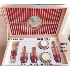 Bộ Mỹ Phẩm Kayoko Plus Đỏ - Dưỡng Trắng Da, Mờ Thâm Nám, Tàn Nhang - 6 Sản Phẩm Chăm Sóc Da Nhật Bản