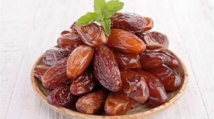 Chà Là Mật Tự Nhiên Sấy Dẻo 500g Real Food - Quả Ngọt Tự Nhiên, Không Chất Bảo Quản, Hỗ Trợ Sức Khỏe Nâng Cao