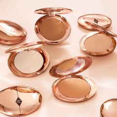 Phấn Phủ Dạng Nén Charlotte Tilbury Airbrush Flawless - Che Khuyết Điểm Tự Nhiên, Độ Bám Nhanh, Siêu Nhẹ Cho Làn Da Rạng Rỡ 722896