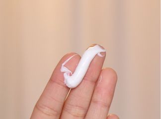 Sữa Rửa Mặt Senka Perfect Whip White Clay - Đất Sét Trắng Giúp Làm Sạch Sâu và Dưỡng Ẩm Cho Mọi Loại Da 120g