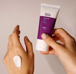 Kem Dưỡng Ẩm Tái Tạo Làn Da Tay Juliette Armand 50ml - Chiết Xuất Lô Hội, Vitamin E, Không Nhờn Dính, Dưỡng Da Mềm Mại