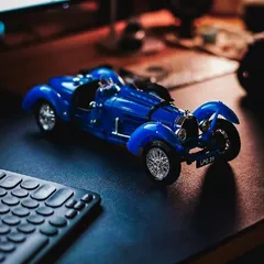 Mô hình xe Bugatti Type 59 1934 tỉ lệ 1:18 Bburago - Xe mô hình kim loại đúc cao cấp, bánh xe đánh lái, quà tặng ấn tượng cho tín đồ xe hơi.