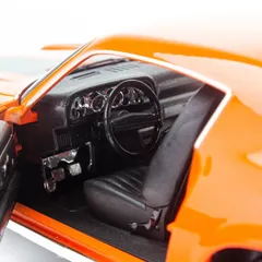 Mô Hình Xe Chevrolet Camaro 1971 1:18 Maisto - Mô Phỏng Chi Tiết Đẹp Mắt Dành Cho Người Sưu Tập Xe Hơi