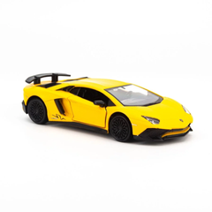 Mô Hình Xe Lamborghini Aventador LP750-4 SV 1:36 UNI - Chi Tiết Thực Tế, Sưu Tầm Trang Trí Nhà Cửa, Quà Tặng Người Yêu Xe