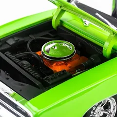 Mô hình xe ô tô Dodge Charger R/T 1969 1:18 Maisto - Chi tiết tinh xảo, mở cửa, quà tặng hoàn hảo cho tín đồ xe hơi