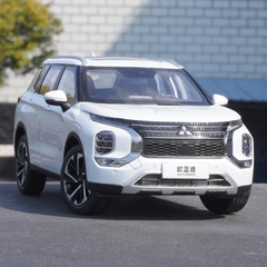 Mô Hình Xe Ô Tô Mitsubishi Outlander 2023 Tỉ Lệ 1:18 Dealer - Thiết Kế Kim Loại Chi Tiết, Quà Tặng và Sưu Tầm Tuyệt Vời