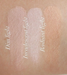 Bảng phấn highlight 3 ô Hourglass Ambient Lighting Palette - Phấn trang điểm mang đến vẻ đẹp tự nhiên cho mọi tông da, không chứa hóa chất độc hại
